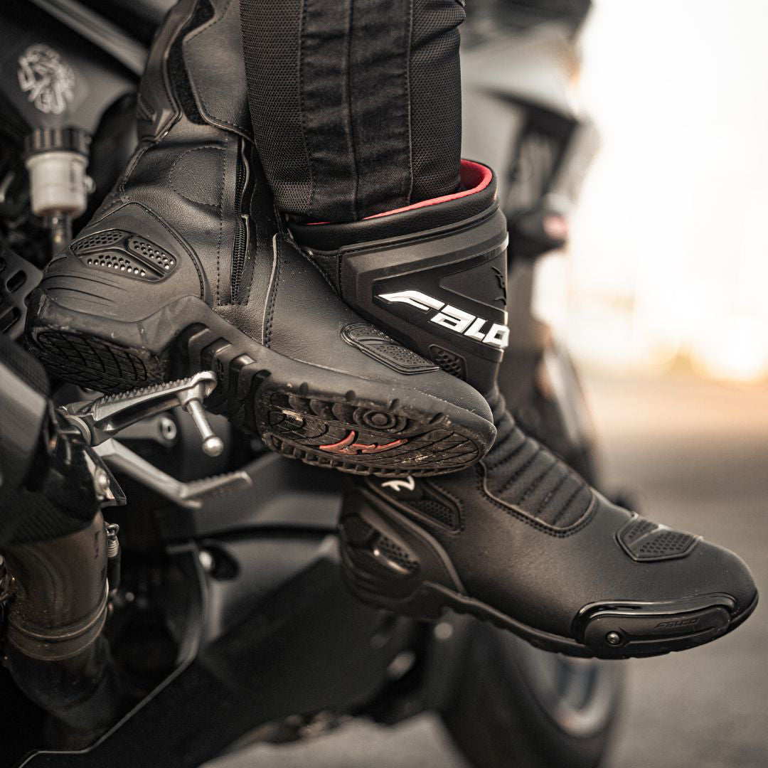 מגף רכיבה ספורט Oxegen 3 Air מבית Falco שחור - Falco