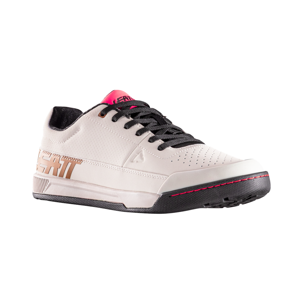 נעלי רכיבה 2.0 Flat לבן קרם - Leatt