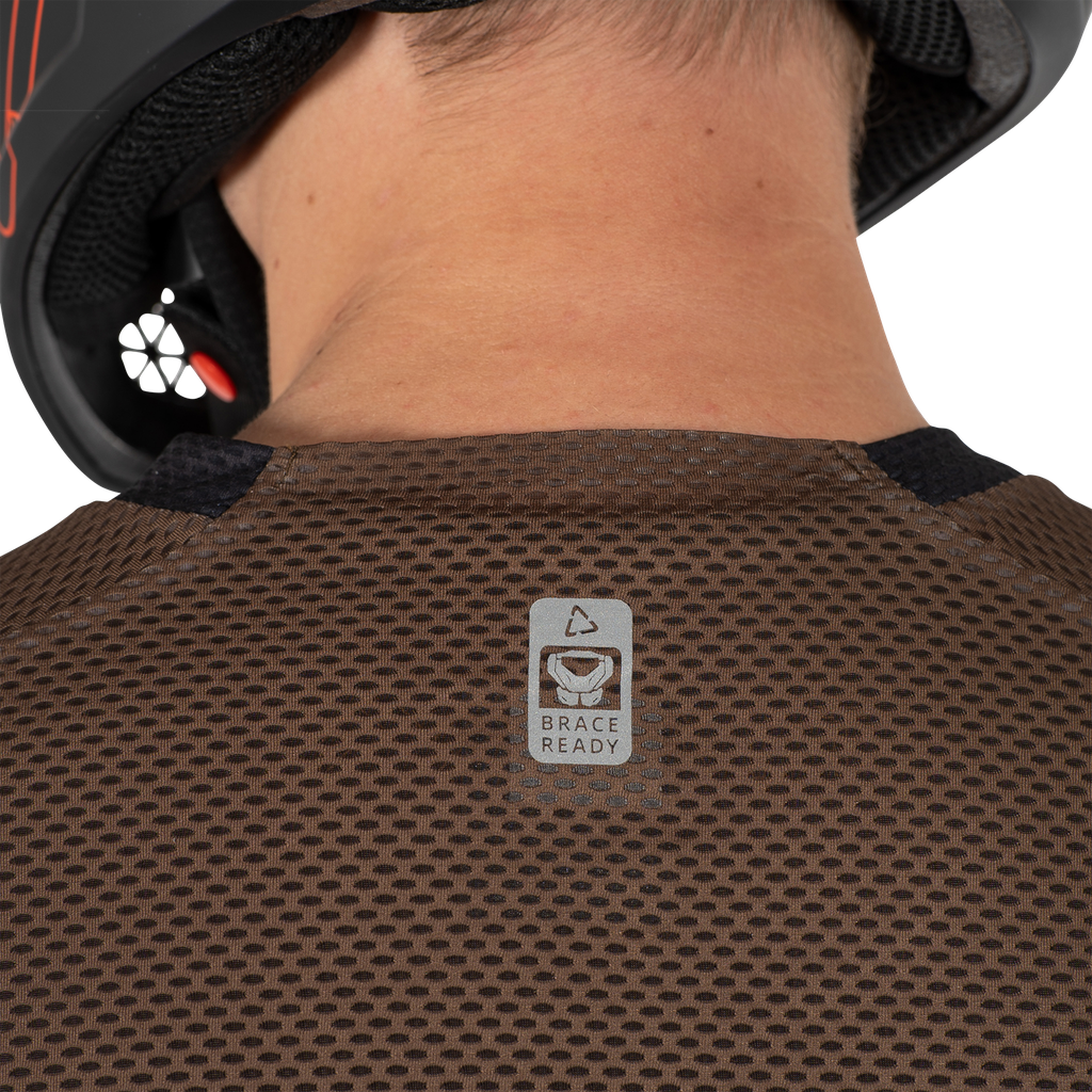 חולצת רכיבה ארוכה גברים MTB Gravity 4.0 Cream V25 - Leatt