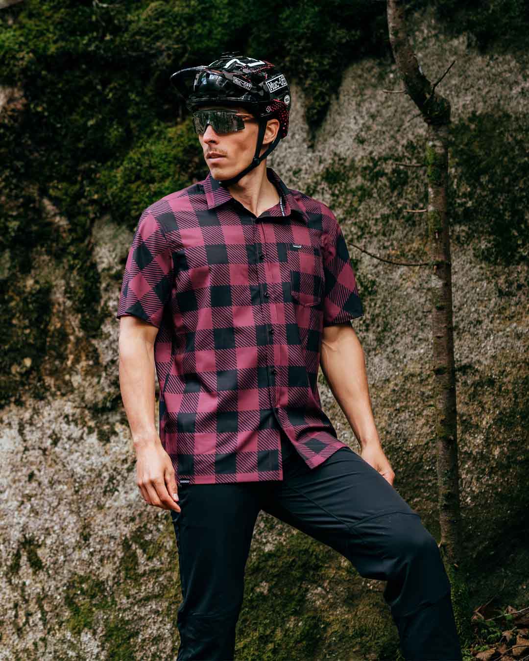 חולצת רכיבה קצרה גברים Tech Party l Nelson - DHaRCO