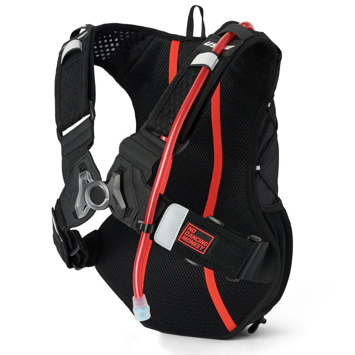 תיק מים USWE Outlander XC 10 Black - USWE