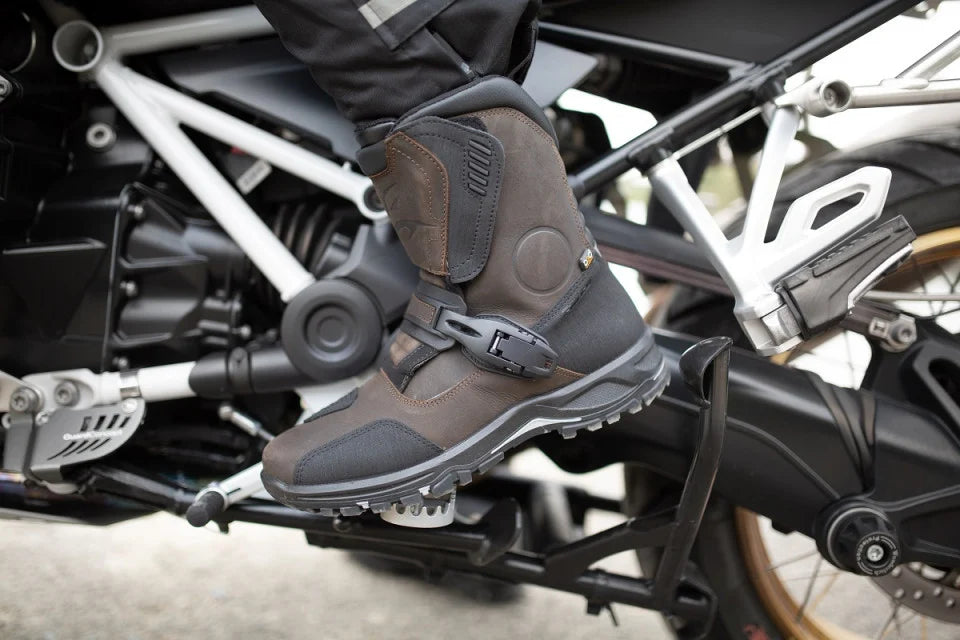 מגף אדוונצ'ר Marshall מבית Falco חום - Falco