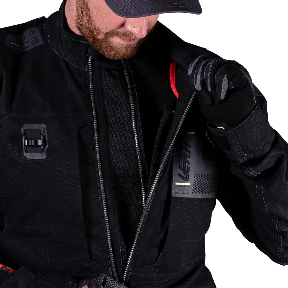 מעיל אדוונצ'ר Rally 5.5 Stealth - Leatt