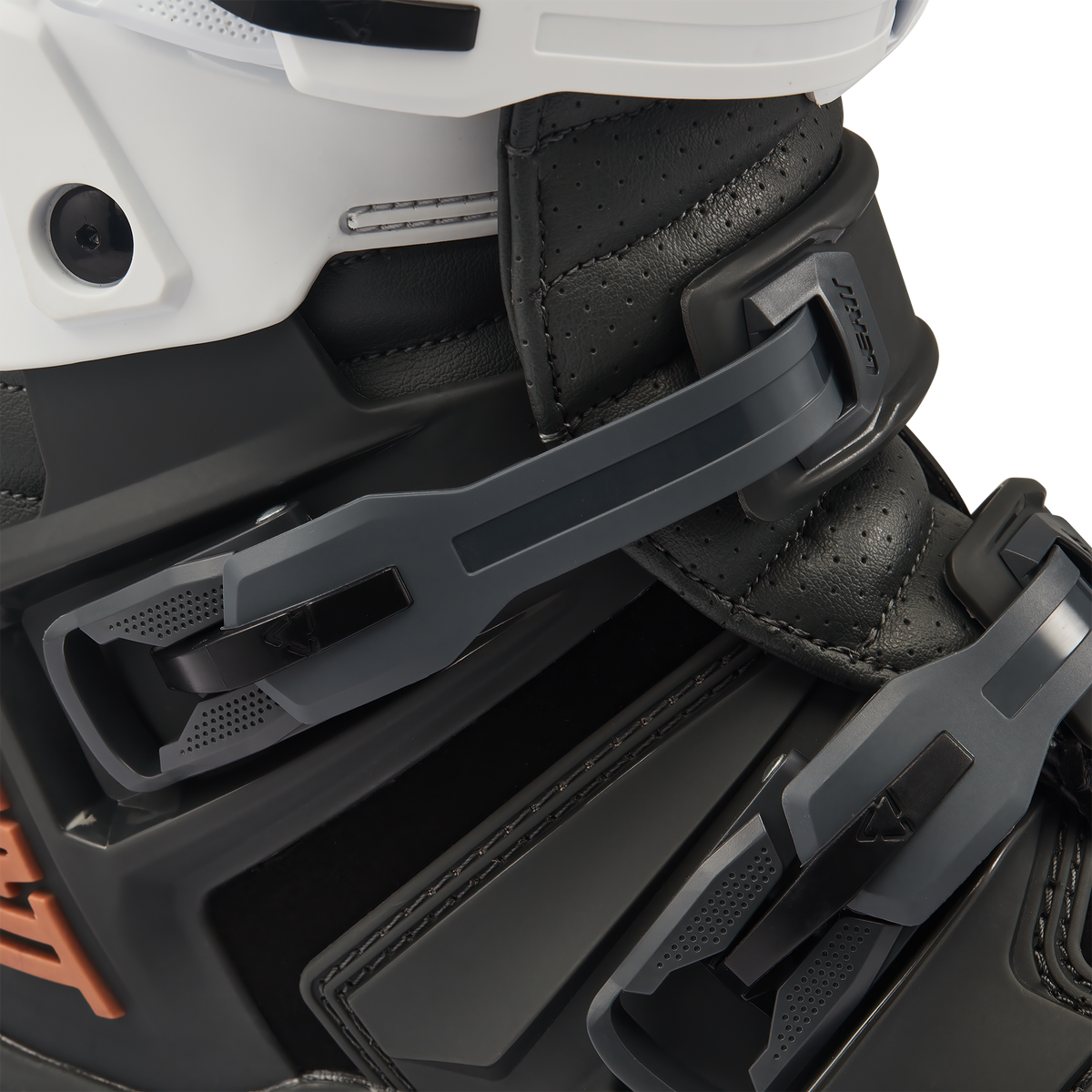 מגף 4.5 Enduro Evo White - Leatt