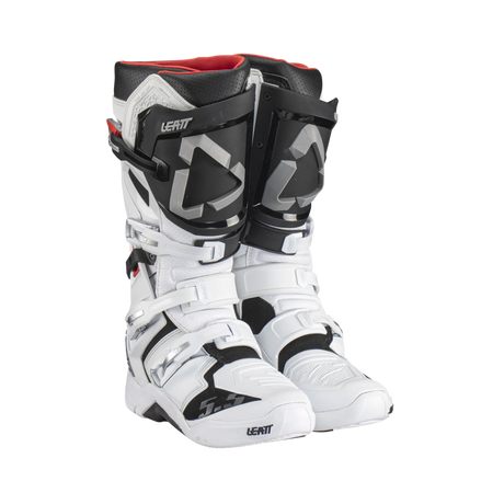 מגף 5.5 FlexLock White - Leatt