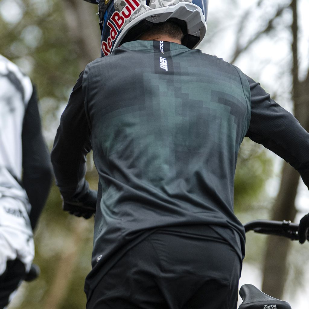 סט מכנס וחולצה Leatt MTB Gravity 1.0 מהדורת Szymon Godziek - Leatt