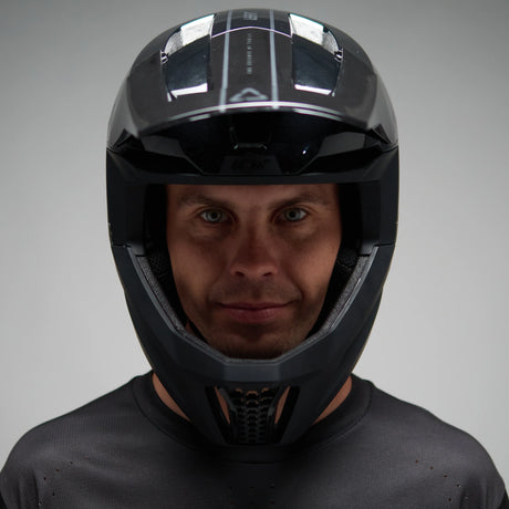 קסדה MTB Gravity 5.0 V26 Black - Leatt