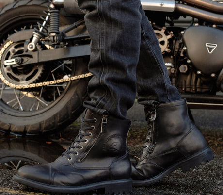 מגף רכיבה קלאסי Aviator מבית Falco שחור - Falco