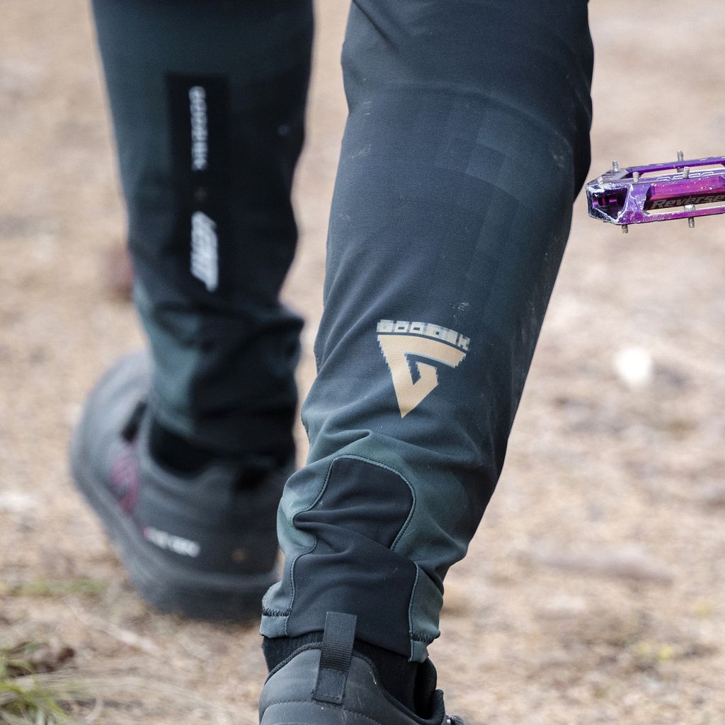 סט מכנס וחולצה Leatt MTB Gravity 1.0 מהדורת Szymon Godziek - Leatt