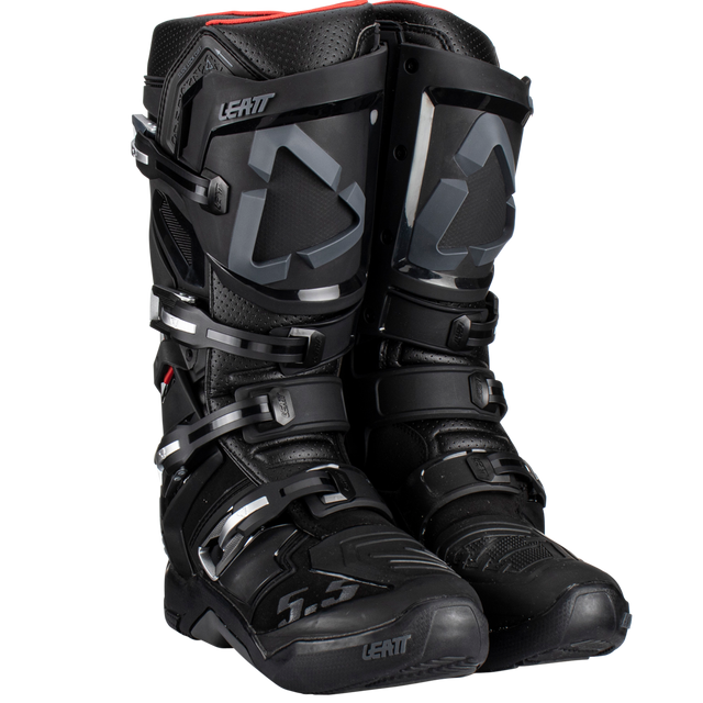מגף 5.5 FlexLock Black - Leatt