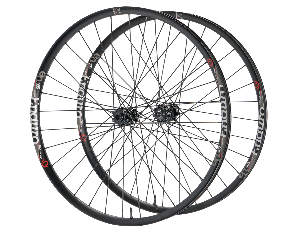 סט גלגלים Hydra Enduro 305 V3 26" SS Bolt-On - Industry Nine